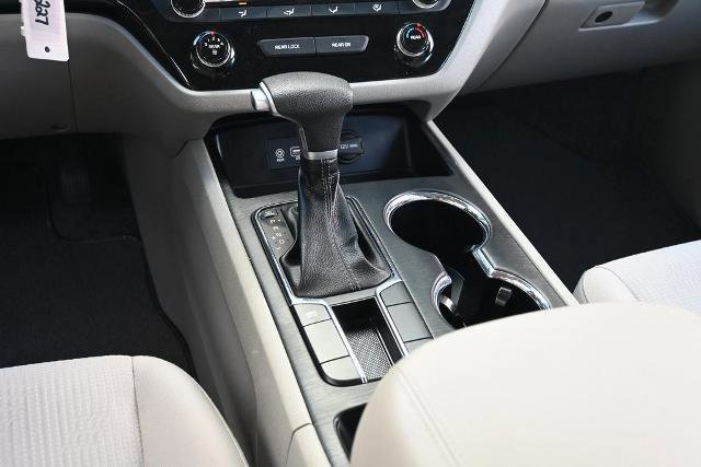 Used 2021 Kia Sedona LX image 30