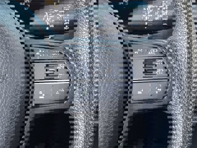 Used 2023 Honda HR-V LX image 18