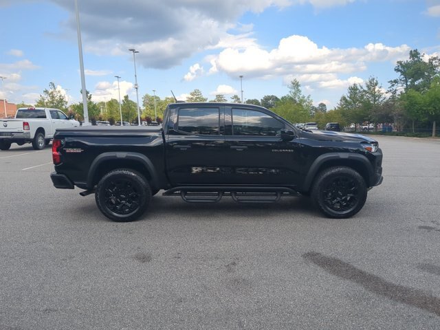 Used 2026 Chevrolet Colorado Trail Boss AWD/4WD image 3