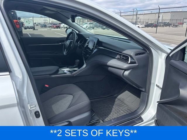 Used 2024 Toyota Camry LE w/ Convenience Package FWD image 10