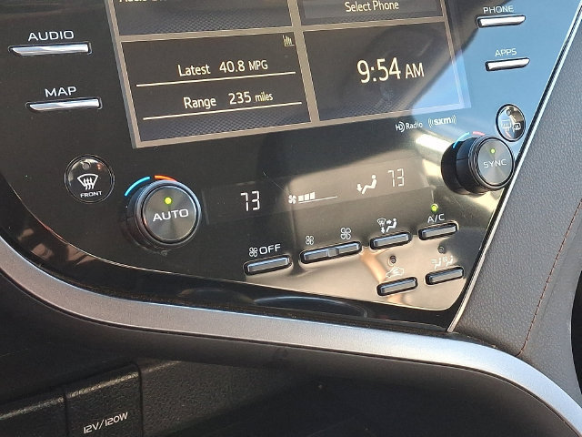 Used 2019 Toyota Camry XLE FWD image 17