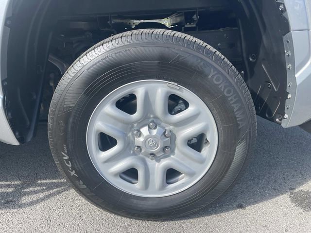 Used 2025 Toyota Tundra SR w/ SR Tow Package AWD/4WD image 11