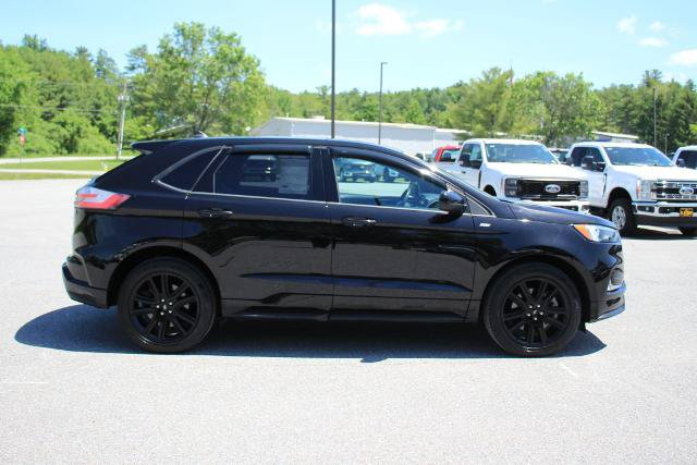 Certified 2023 Ford Edge ST-Line AWD/4WD image 4