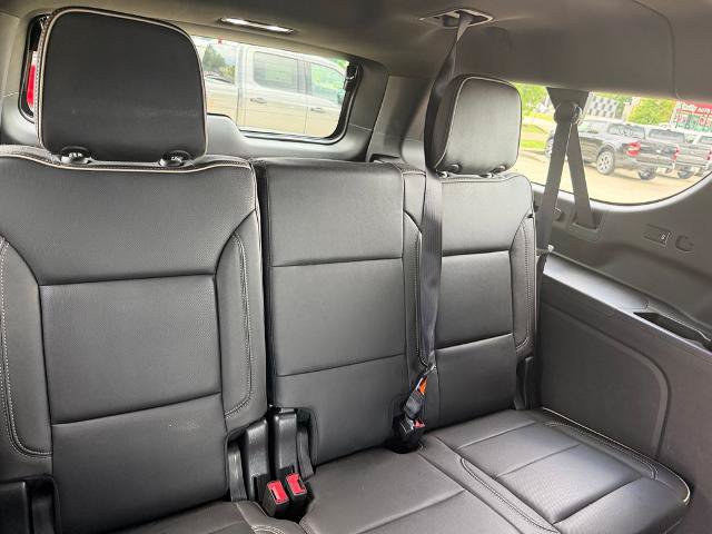 Used 2023 GMC Yukon XL SLT RWD image 10