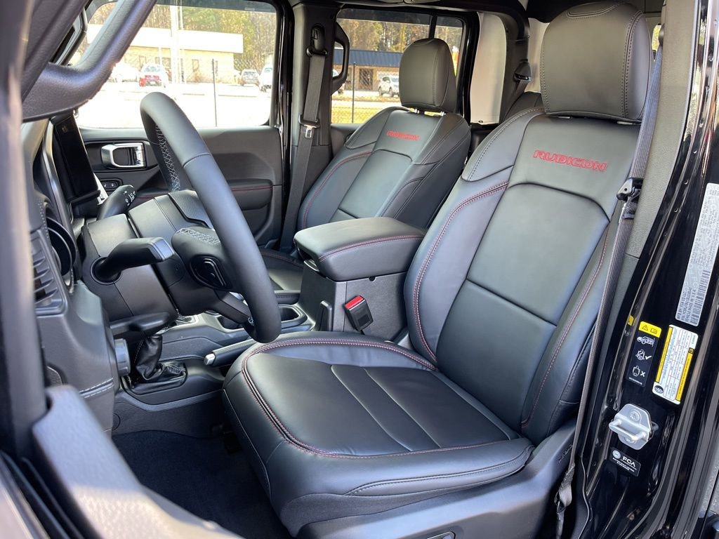 Used 2025 Jeep Gladiator Rubicon w/ Convenience Group image 19