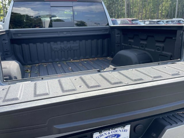 Used 2025 GMC Sierra 1500 Elevation w/ Elevation Premium Package AWD/4WD image 30