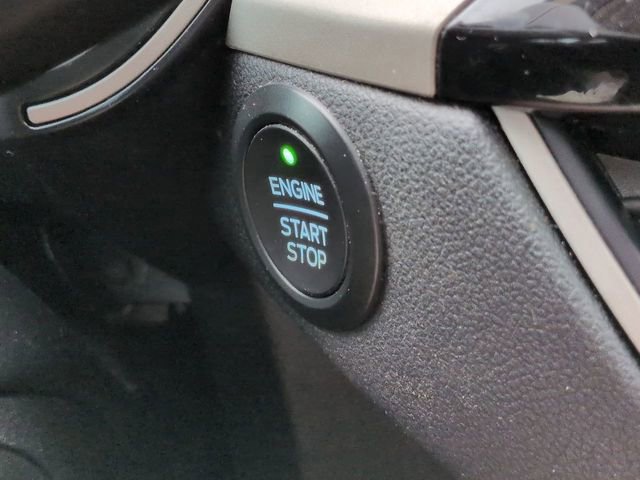 Certified 2020 Ford Escape SEL image 29