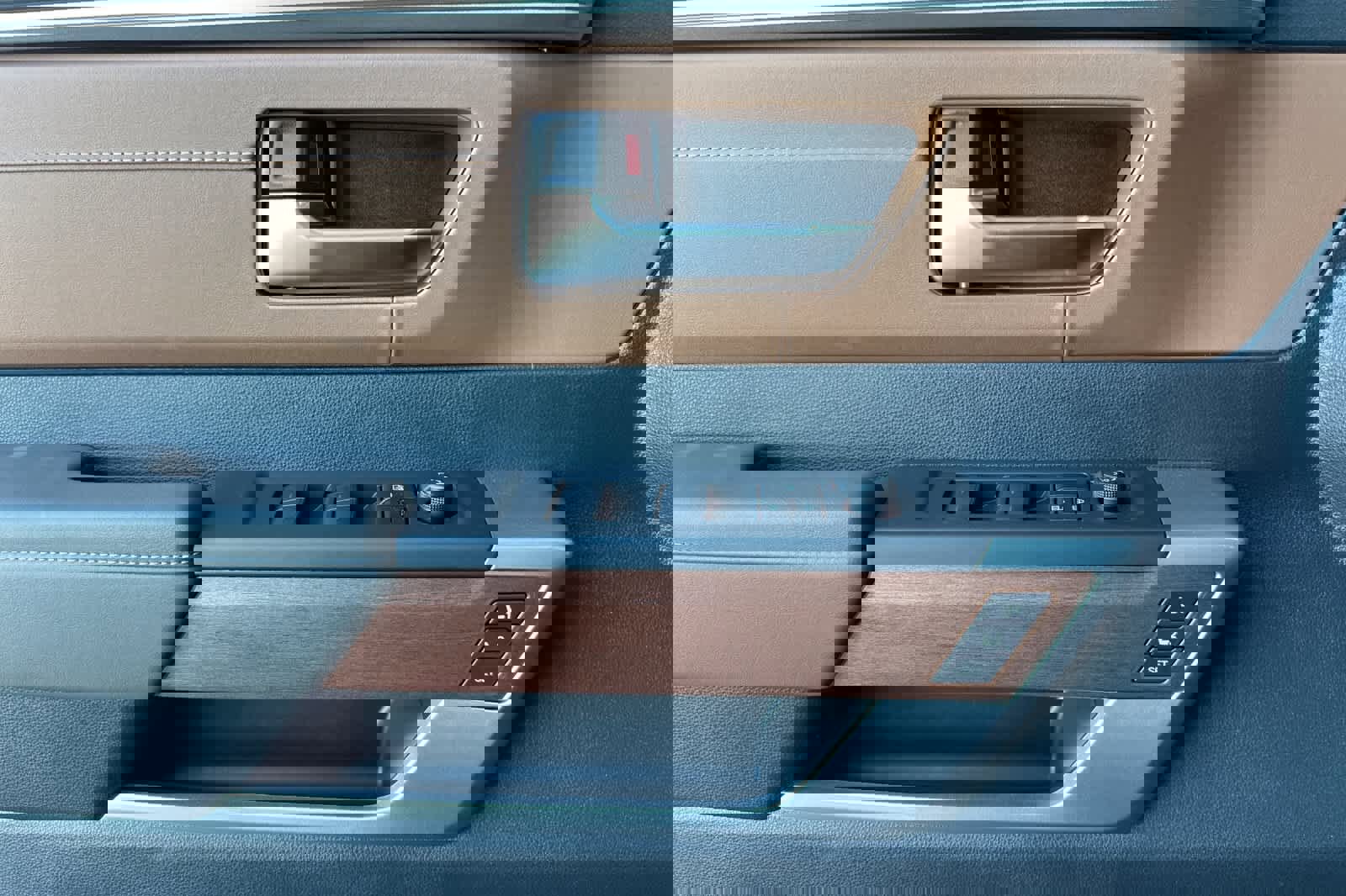 Used 2025 Toyota Tundra 1794 Edition image 12