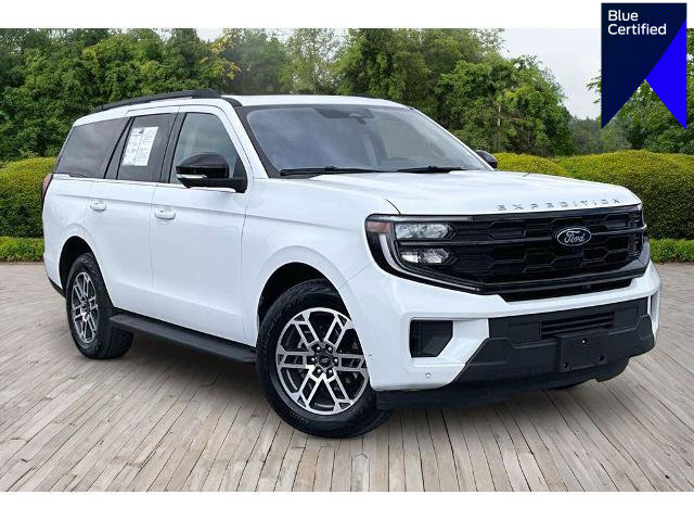 Certified 2025 Ford Expedition Active image 1