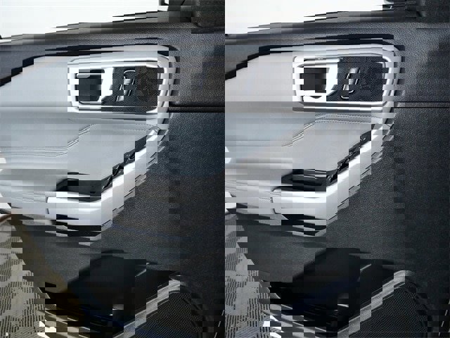 Certified 2024 Ford Explorer XLT w/ Equipment Group 202A image 26