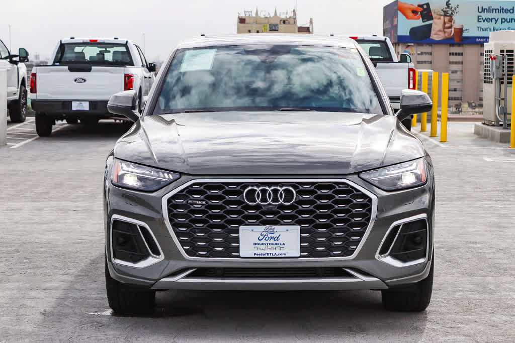 Used 2023 Audi Q5 2.0T Prestige w/ Prestige Package AWD/4WD image 2