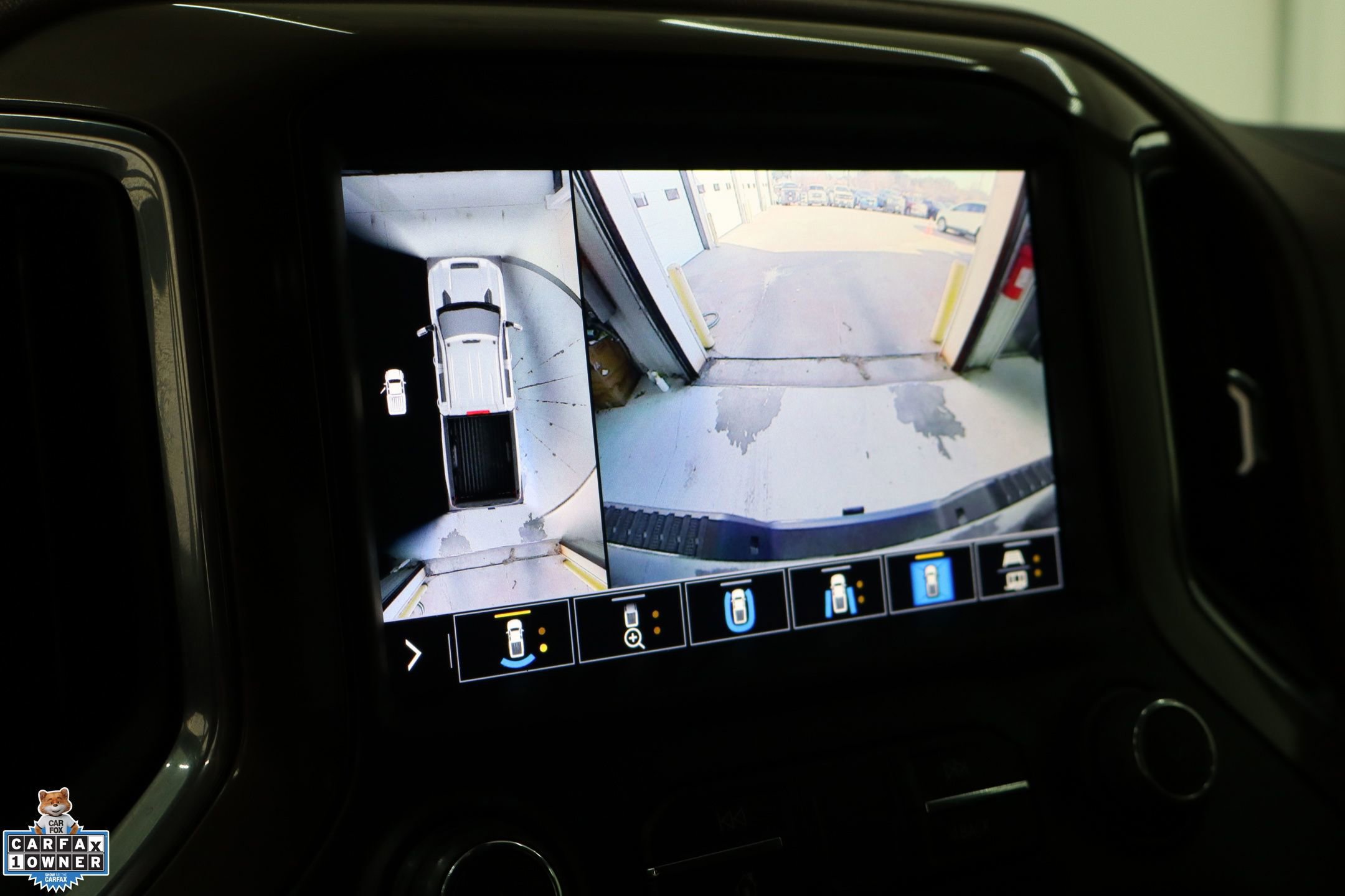 Used 2023 Chevrolet Silverado 3500 High Country image 24