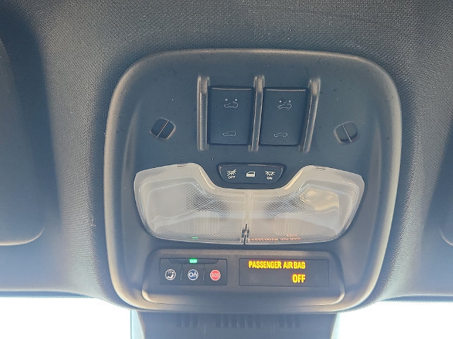 Used 2024 Chevrolet Colorado ZR2 AWD/4WD image 19
