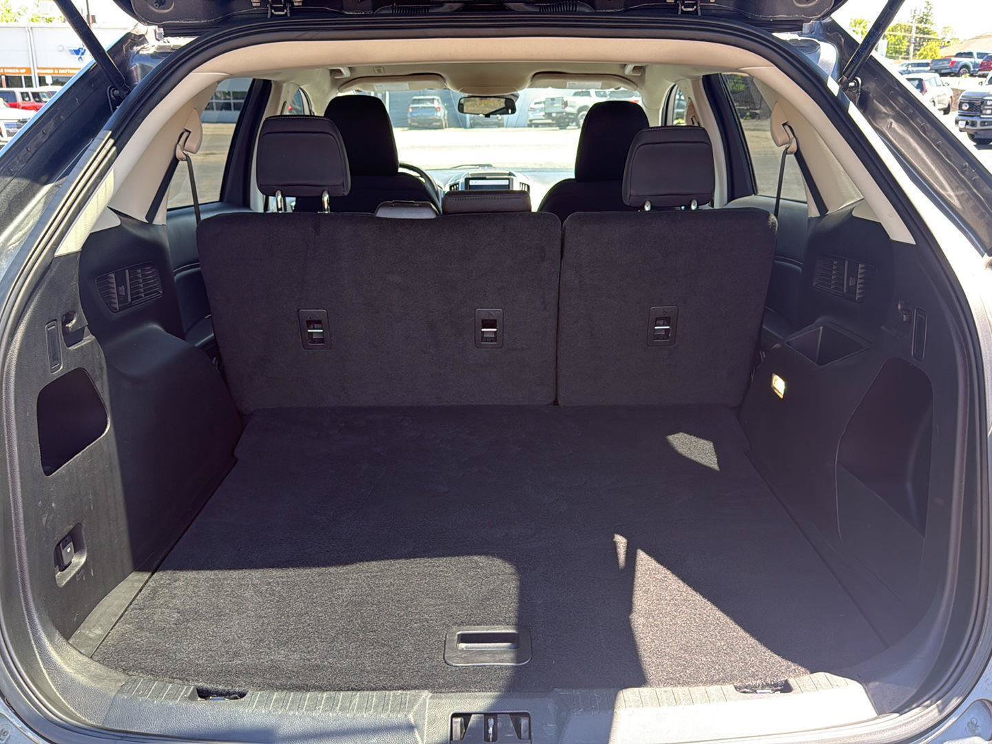 Certified 2024 Ford Edge SE w/ Black Appearance Package AWD/4WD image 19