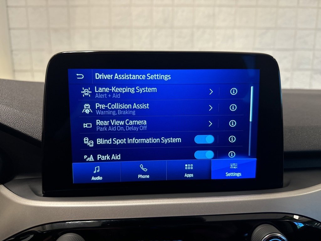 Certified 2022 Ford Escape SEL image 18