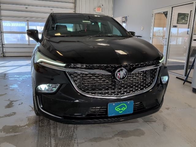 Used 2022 Buick Enclave Avenir image 10