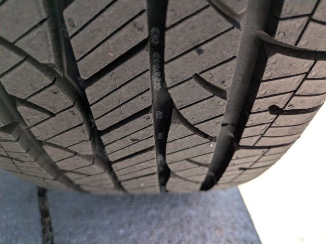 Certified 2023 Ford Escape ST-Line AWD/4WD image 12