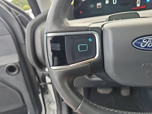 Certified 2025 Ford Expedition Active AWD/4WD image 22