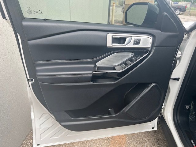 Certified 2023 Ford Explorer ST-Line w/ Class IV Trailer Tow Package image 14