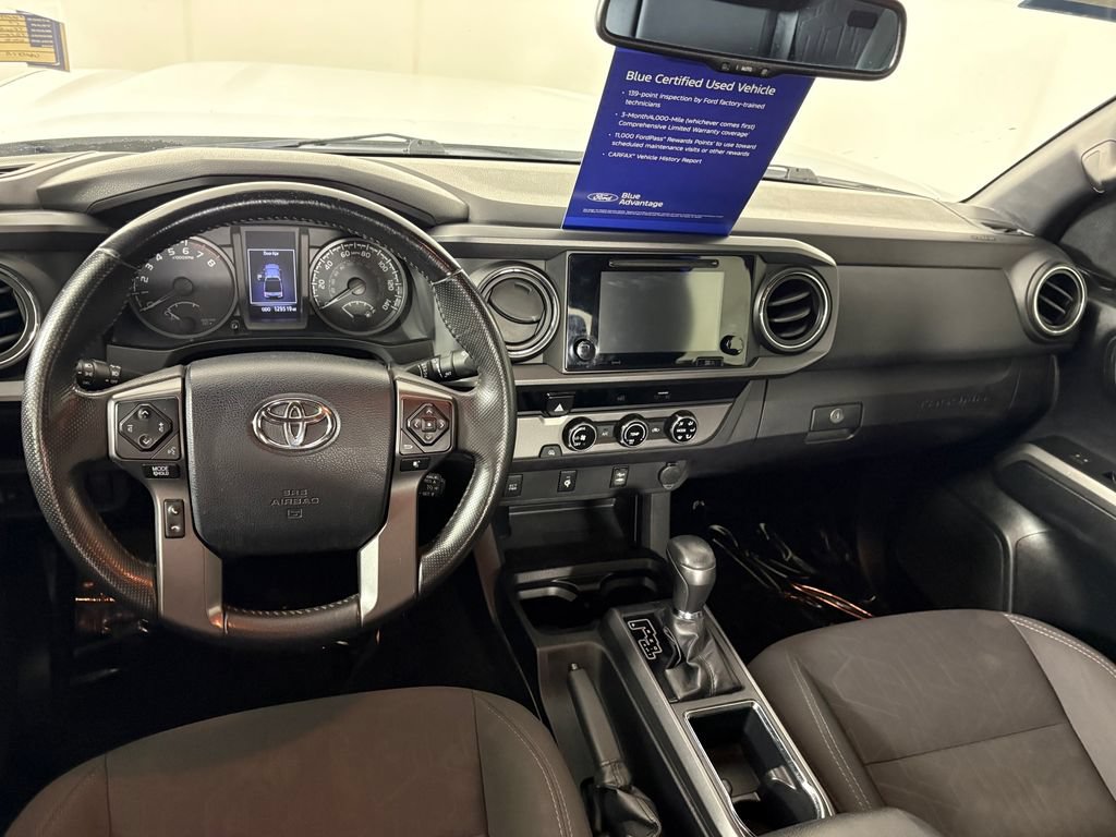 Used 2017 Toyota Tacoma TRD Off-Road w/ Tow Package RWD image 25