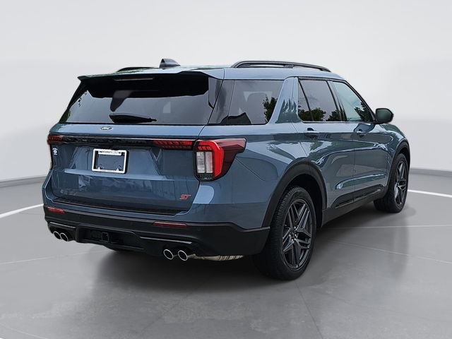 Certified 2025 Ford Explorer ST AWD/4WD image 3
