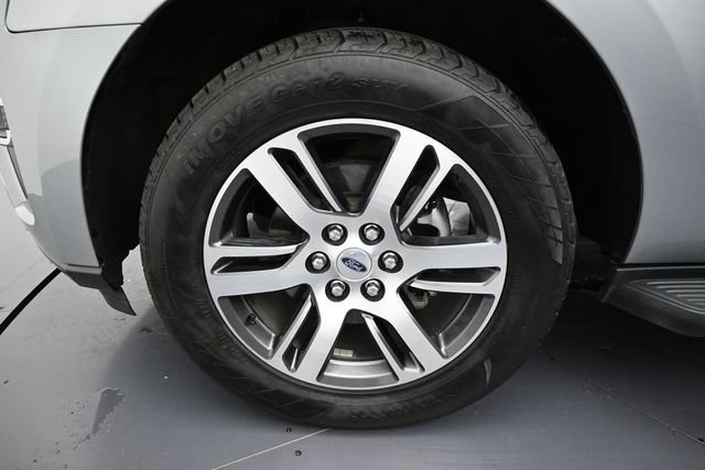 Certified 2024 Ford Expedition Limited RWD image 9