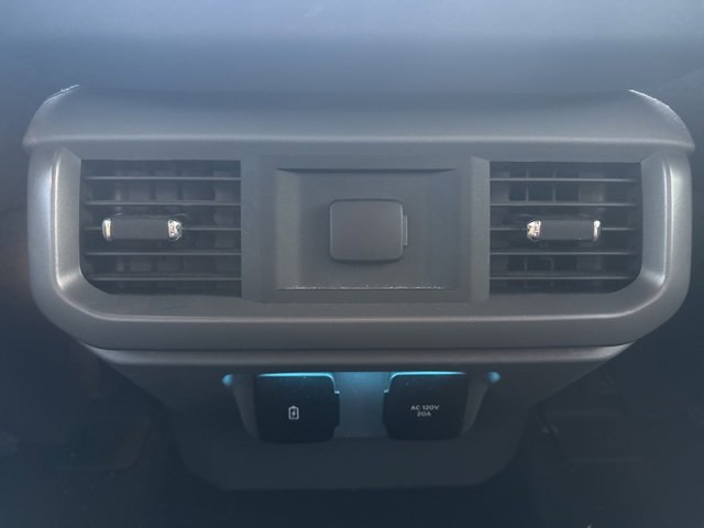 Certified 2023 Ford F150 XLT w/ Equipment Group 302A High image 11