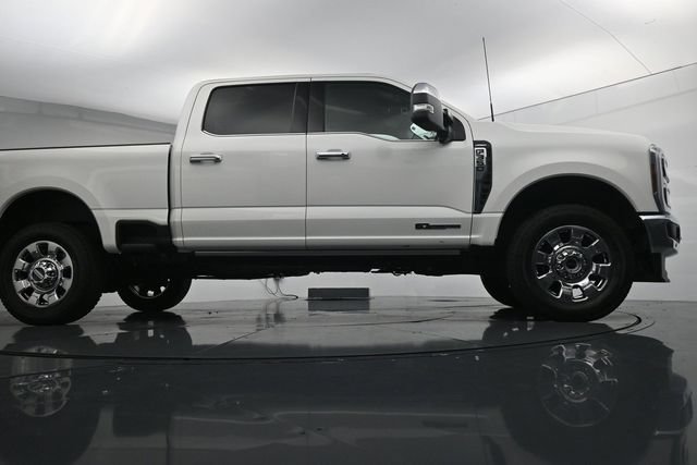 Certified 2025 Ford F350 Lariat w/ Lariat Ultimate Package AWD/4WD image 40