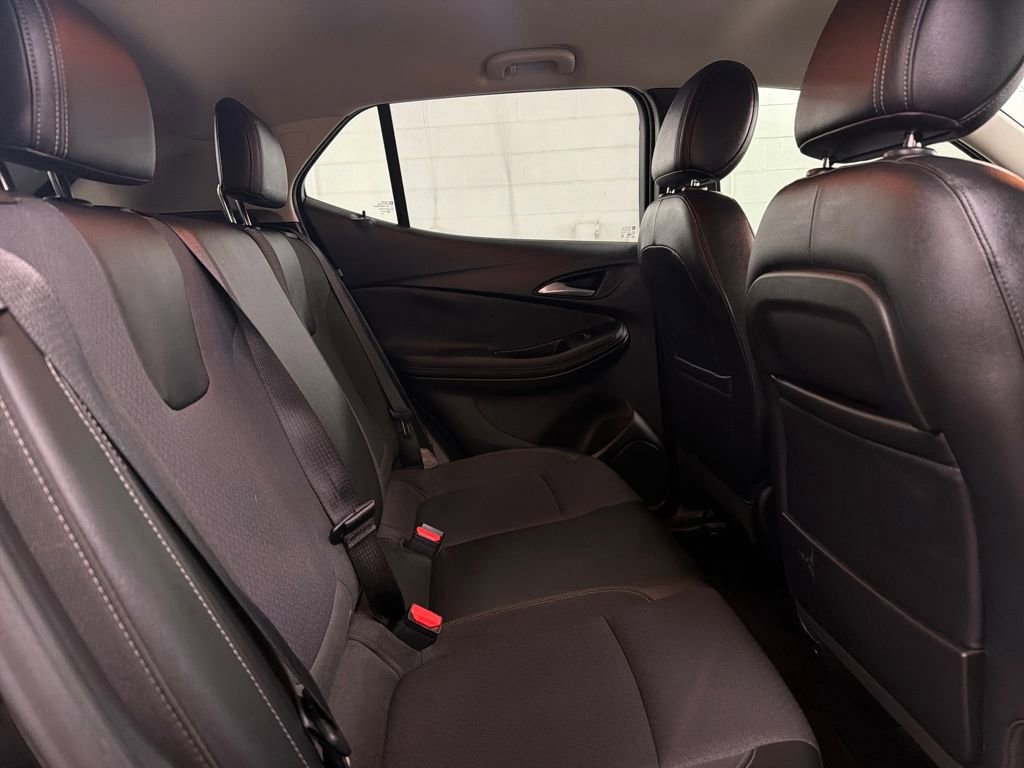 Used 2021 Buick Encore GX Preferred w/ Cold Weather Comfort Package image 30