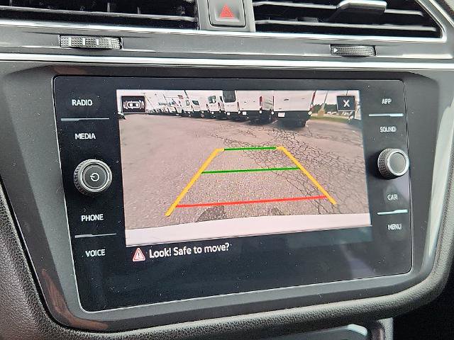 Used 2023 Volkswagen Tiguan SE FWD image 17