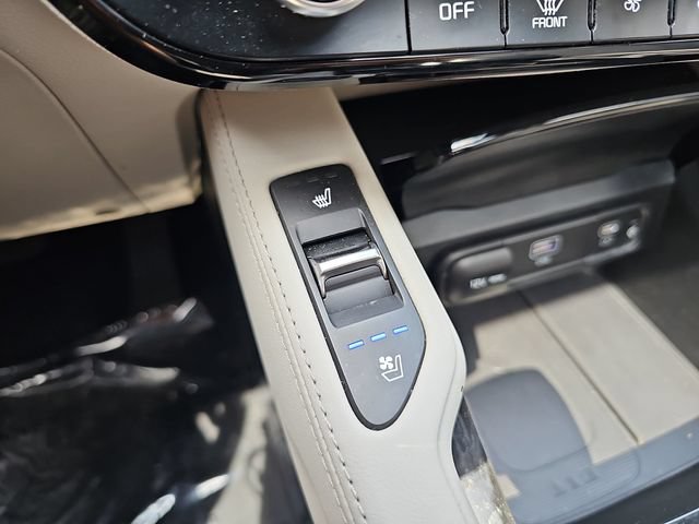 Used 2024 Kia Telluride EX FWD image 32