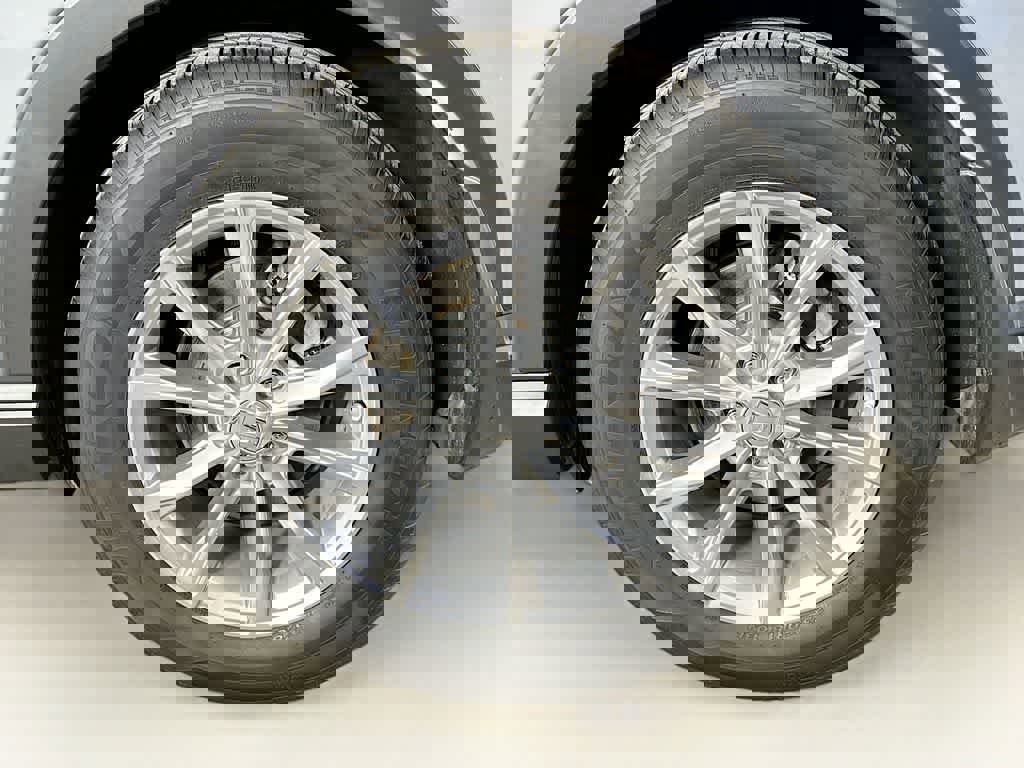 Used 2023 Honda CR-V EX-L image 11