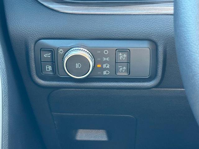 Certified 2021 Ford Explorer Limited w/ Hybrid Equipment Group 310A AWD/4WD image 18