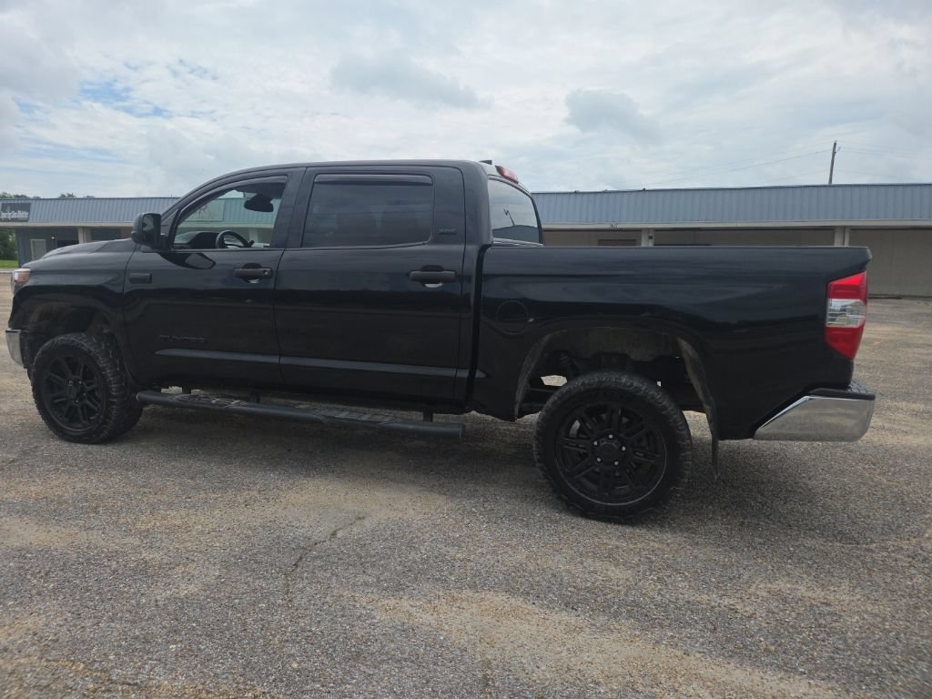 Used 2020 Toyota Tundra SR5 AWD/4WD image 5