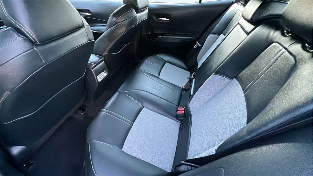 Used 2025 Toyota Corolla XSE image 9