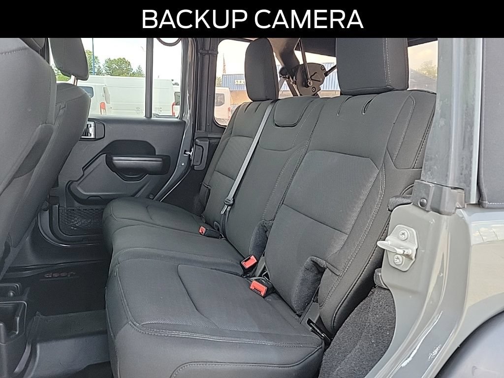 Used 2021 Jeep Wrangler Unlimited Sport AWD/4WD image 14