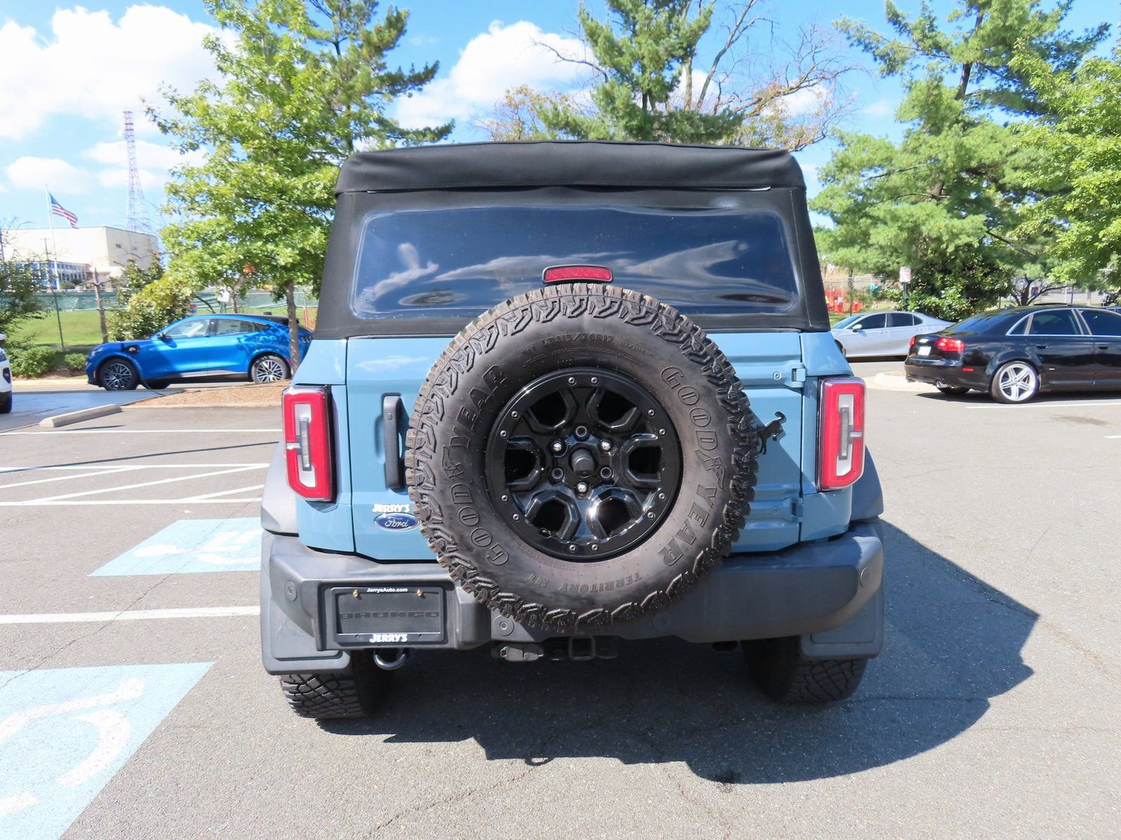 Certified 2022 Ford Bronco Wildtrak image 5