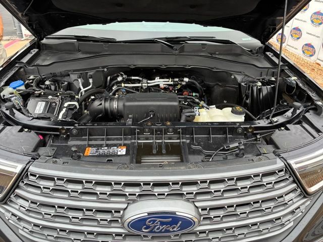 Certified 2023 Ford Explorer XLT w/ Equipment Group 202A AWD/4WD image 16