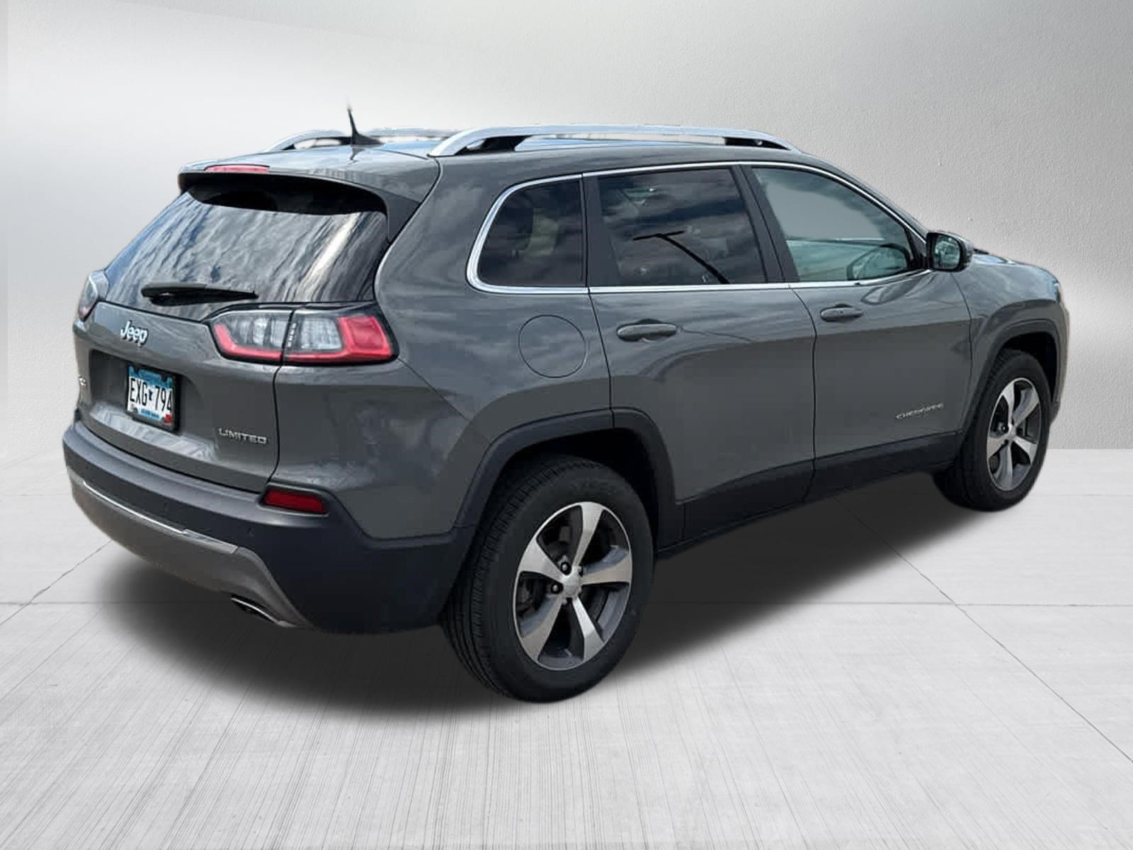 Used 2020 Jeep Cherokee Limited AWD/4WD image 7