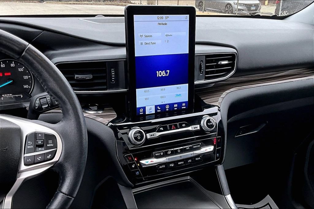 Certified 2023 Ford Explorer Limited w/ Limited Technology Package AWD/4WD image 6