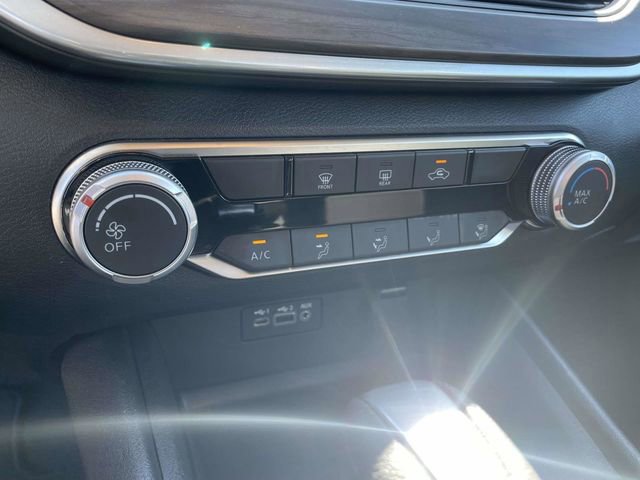 Used 2025 Nissan Altima 2.5 SV image 24