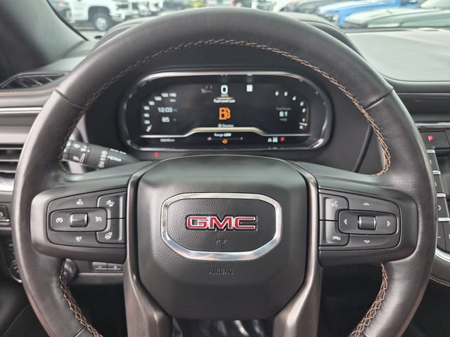 Used 2022 GMC Yukon XL AT4 w/ Technology Package AWD/4WD image 29