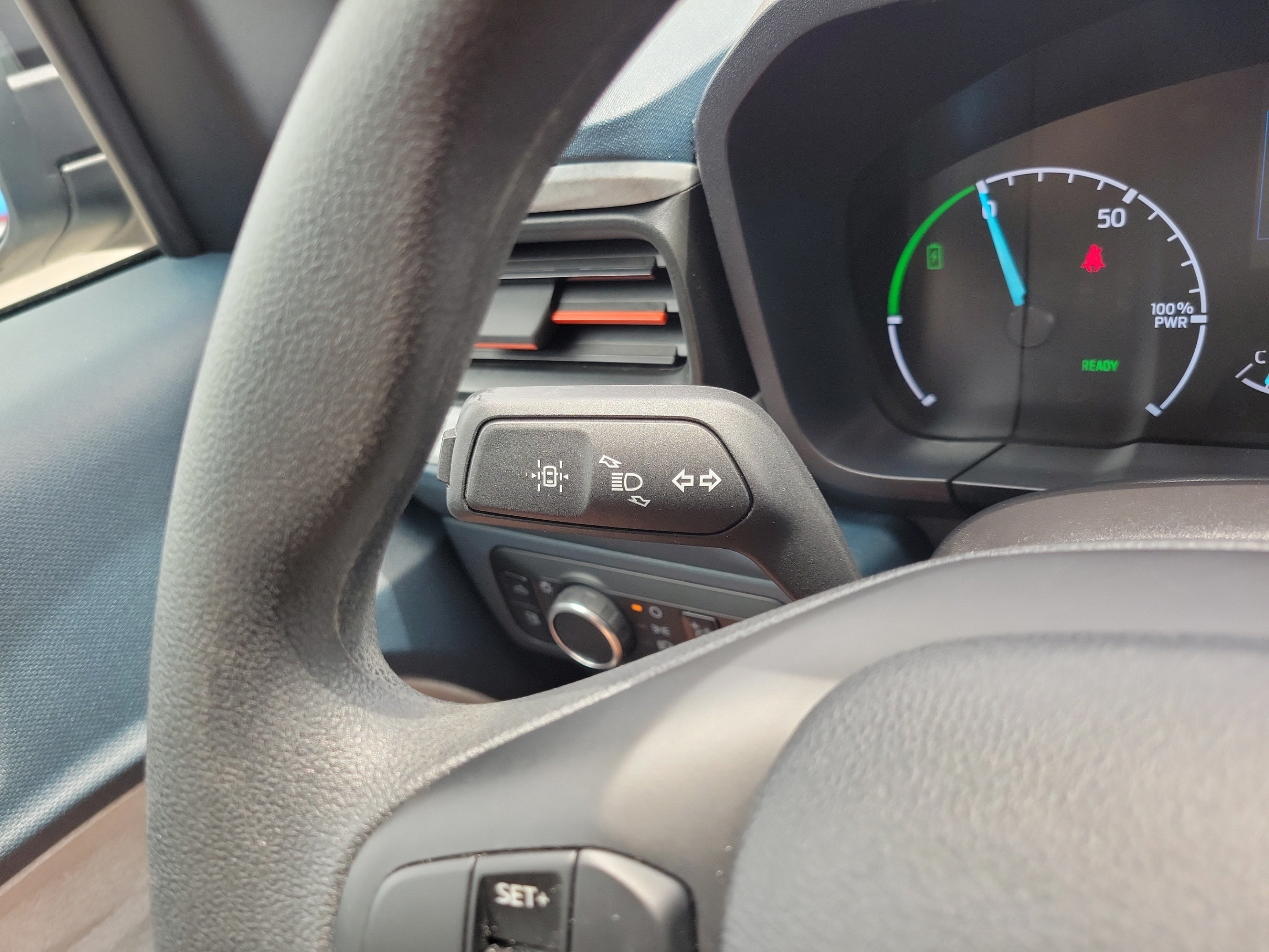 Certified 2024 Ford Maverick XLT FWD image 24