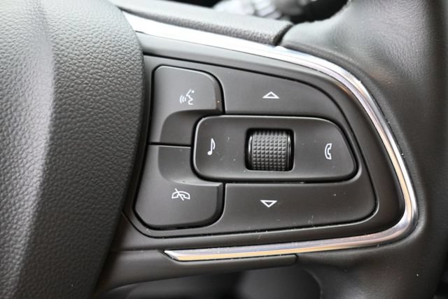 Used 2024 Buick Encore GX Sport Touring FWD image 18