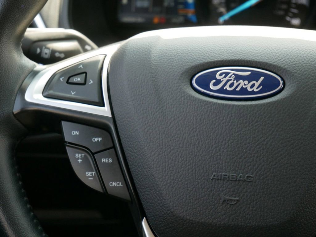 Certified 2024 Ford Edge Titanium image 17