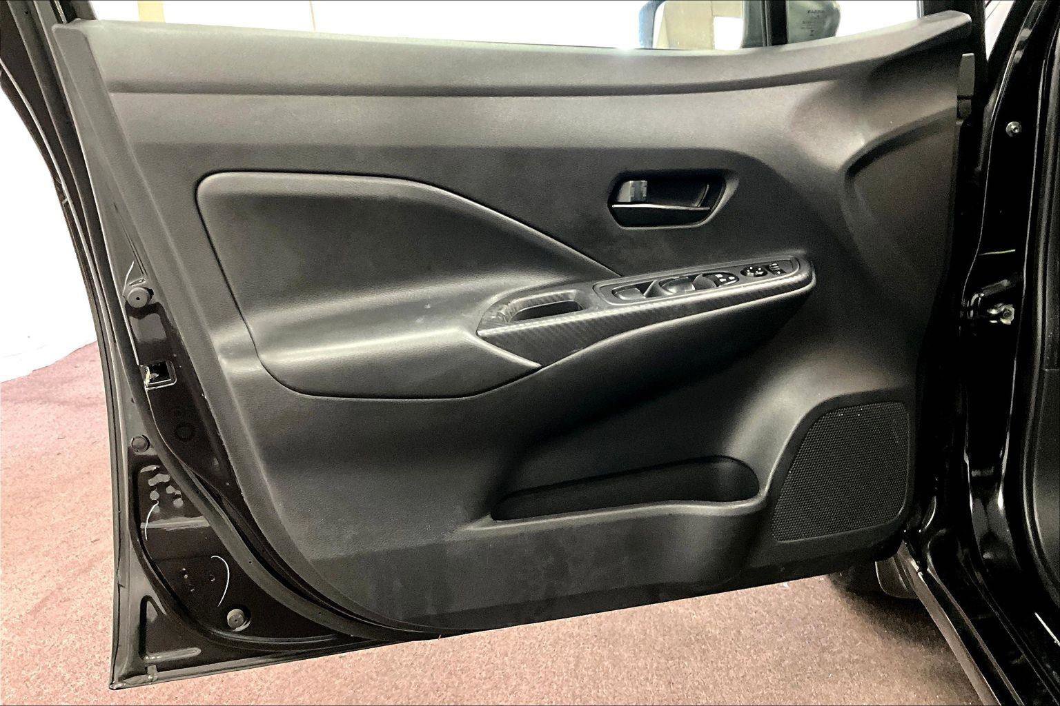 Used 2024 Nissan Versa S w/ Trunk Package image 22