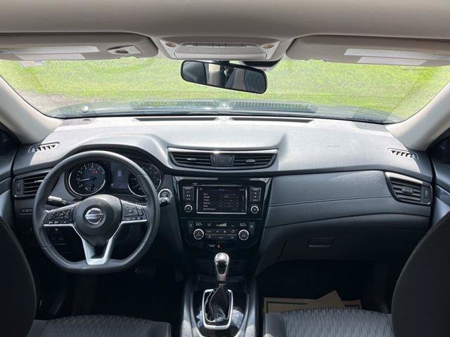Used 2020 Nissan Rogue SV FWD image 6