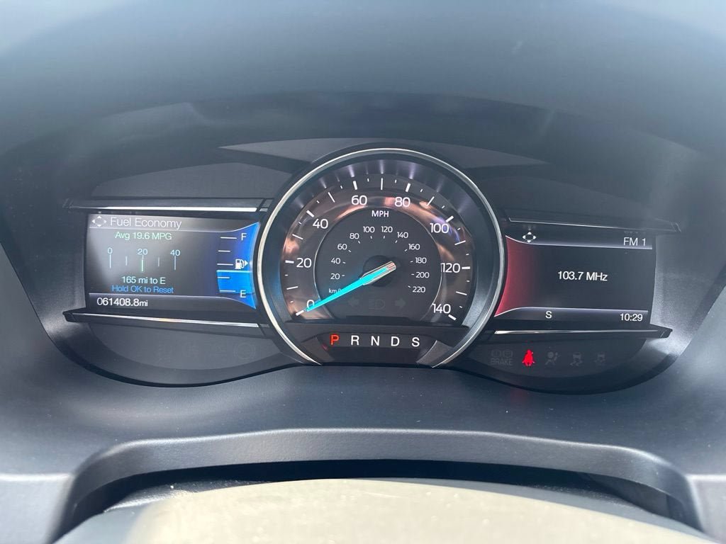 Certified 2018 Ford Explorer XLT w/ Equipment Group 202A AWD/4WD image 14
