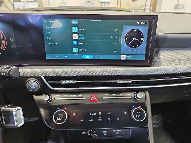 Used 2025 Hyundai Sonata SEL FWD image 19