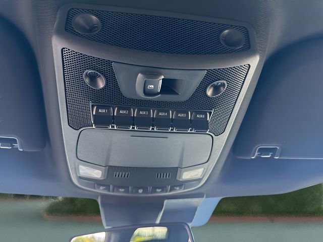 Certified 2022 Ford F250 Lariat w/ Black Appearance Package image 33